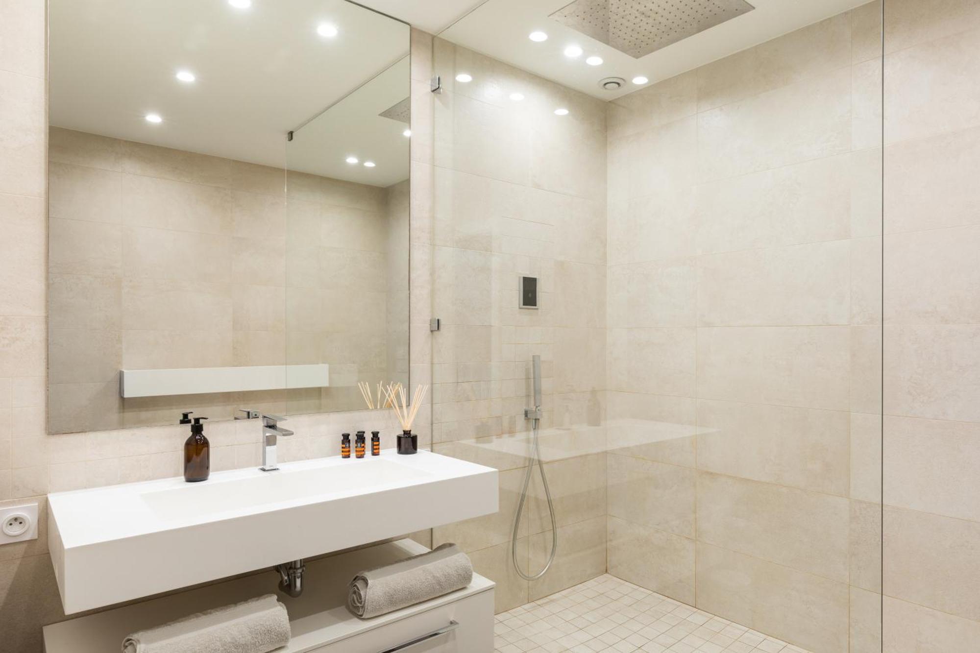 Apartament Mohom - Berges Du Rhone Lyon Zewnętrze zdjęcie